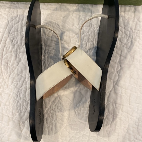 Gucci slide thong GG sandals flat - Picture 6 of 12